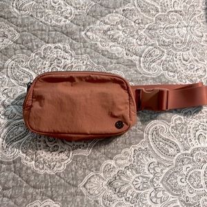 Lululemon everyday bag